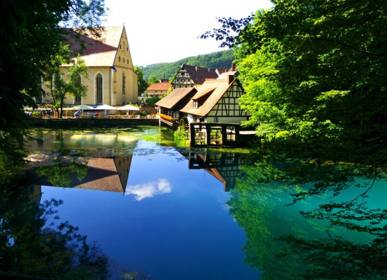 Burgrest Sirgenstein, Germany